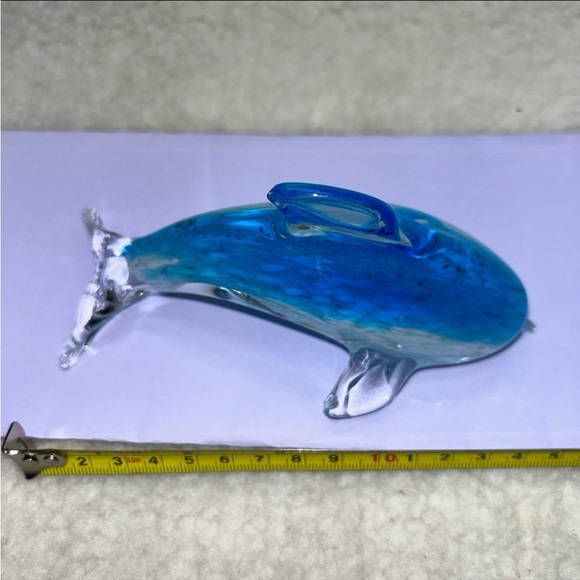 Art Glass paper weight jumping dolphin blue & white 3" x 6" - Picture 2 of 9